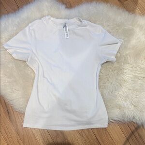 SKIMS White Short Sleeve Tee